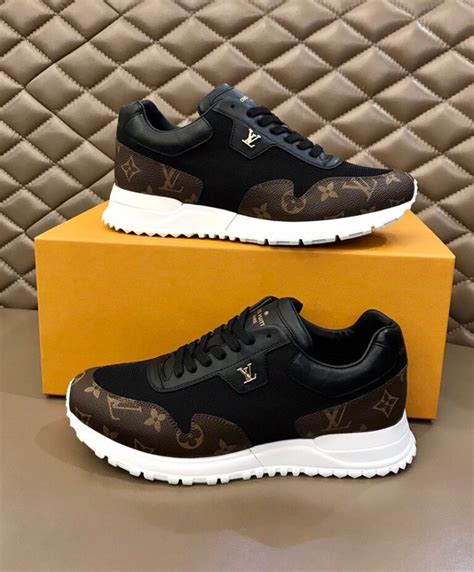 louis vuitton men sneakers authentic.